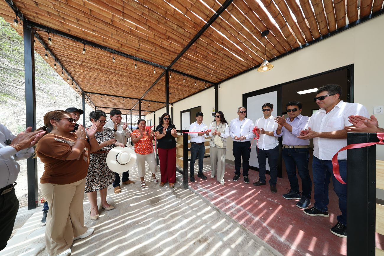 Veda del camarón en Majes